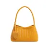 Bolsa de mão retrô de nicho estilo coreano para mulheres, novo modelo da primavera de 2026, bolsa de ombro e sob o braço casual elegante trançada de alta qualidade