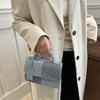 Bolso de moda estilo coreano para mujer, diseño informal de nicho, pequeño, cuadrado, sencillo, estilo occidental, bandolera, 2024