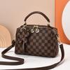 Bolsas para Mulheres 2025 Nova Moda Mochila de Grande Capacidade Bolsa Travesseiro Versátil Bolsa de Ombro Transversal Bolsa Feminina Bolsa Quadrada Pequena Tendência