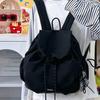 Nicho 2025 Nueva Moda Mochila Versátil para Mujer de Gran Capacidad Mochila de Viaje Bolsa Deportiva Casual Bolsa Escolar para Estudiante
