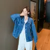 Toma real en stock: Chaqueta de mezclilla larga de manga larga de estilo coreano con diseño en capas desgastado, nicho, suelta, versátil, vintage, para mujer, en azul