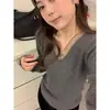 Tejido de punto tipo lana, estilo coreano, hermoso top de malla con patchwork y cuello en V, una capa interior ligera y lujosa para mujer, perfecto para otoño e invierno