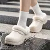 Chinelos de Algodão com Solado Grosso para Aumentar a Altura para Mulheres, Novo Estilo 2026, Outono/Inverno, Impermeáveis, Com Pelúcia, Quentes, Para Uso Externo, Chinelos de Algodão Antiderrapantes para Senhoras