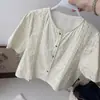 Primavera de 2026 Nova Moda Coreana Versátil Emagrecedora Manga Curta Camisa para Mulheres com Design Único Top Tendência