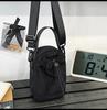 Bolsa Transversal 2025 Nova Moda Esportiva com Cordão para Celular Leve Fashionável para Deslocamento Lazer ao Ar Livre Bolsa Feminina