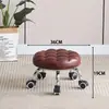 Taburete pequeño con ruedas, taburete bajo con ruedas universales, taburete para niños pequeños, silla perezosa para uso doméstico con ruedas, silla pequeña para coser, taburete popular en línea