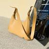 Bolso Dumpling Bandolera Simple de Moda Estilo Japonés y Coreano para Mujer 2022 Otoño e Invierno Nuevo Nicho Personalizado Versátil Hombro Axila