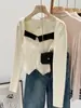 2023 nuevo suéter francés de cuello cuadrado para chica popular, manga larga corta, top interior rojo para mujer, otoño e invierno, ajuste ceñido, adelgazante