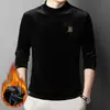 Ropa de Moda para Hombre para Otoño e Invierno: Camiseta de Piel Sintética de Visón con Bordado, Forro de Felpa, Engrosada, Capa Base Cálida