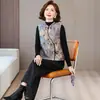 Garantía de Calidad Seda Real Reductor de Edad Madre Otoño Invierno Nuevo Estilo Nuevo Estilo Chino Estilo Nacional Chaleco Bata Floral Pantalones Conjunto de Dos Piezas de Moda