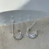Brincos Argola Únicos de Designer Torcidos Brilhantes em Forma de C para Mulheres, Brincos Versáteis Simples e Estilosos da Moda