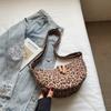 Bolso de Lona con Estampado de Leopardo Coreano para Mujer 2025 Nueva Moda Bolso de Hombro Sencillo Moda Otoñal Bolso Cruzado para Viajar Bolso Dumpling