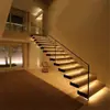 Produção de Escadas Suspensas com Quilha Invisível com Degraus de LED, Guarda-corpos de Vidro, Corrimãos e Escadas Suspensas de Luxo para Exterior