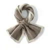 Bufanda Pequeña 100% Cachemira Pura Bloque de Color Perforada Calentador de Cuello Cálido para Mujer Cuello de Punto Versátil Coreano para Otoño e Invierno