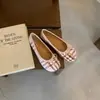 Bailarinas de Diseñador Únicas con Punta Dividida y Lazo para Mujer, Nuevo Estilo Verano 2026, Planos Bajos sin Cierre