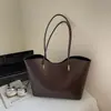 Bolso de Mano Retro de Comercio Exterior, Nuevo Bolso de Hombro Versátil de Gran Capacidad para Mujer, Bolso de Commuter Trendy de Gama Alta de Nicho para Mujer