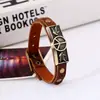 Pulsera Creativa y Personalizada con Patrón de Estrella de Cuatro Puntas y Cruz Estudiante Ajustable Versátil Estilo Retro Pulsera de Piel de Vaca