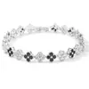 Pulseira Colorida de Pedra Preciosa Flor de Trevo de Quatro Folhas Transfronteiriça Europeia e Americana, Fashionável e Versátil, Luxo Leve com um Toque de Alto Padrão, Pulseira de Cobre Cravejada com Zircônia de Diamante Completo