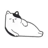 Lindo pasador de metal de gato acostado, broche simple adorable de diseño de mascota en blanco y negro, insignia decorativa versátil para bolsas de estudiante
