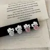 Brincos de Flor Branca Tridimensional com Zircônia Colorida para Mulheres, Simples e Estilosos, Modernos e na Moda, Brincos Elegantes para o Dia a Dia