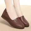 Nuevos Zapatos de Otoño para Mujer con Suelas de Piel de Vaca para Madres, Zapatos de Piel Suave para Personas de Mediana Edad y Mayores, Zapatos Individuales Cómodos y Versátiles Estilo Primavera y Otoño