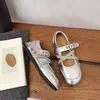 Novos Sapatos Mary Jane Rasos Planos Vintage Primavera/Verão 2026 para Uso ao Ar Livre, Sapatos Individuais Fashion e Versáteis para Comércio Transfronteiriço