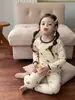 Nuevo conjunto de pijama de otoño e invierno para niñas timo, que consta de una parte superior y una inferior, ropa de otoño e invierno para niños, pijamas casuales con temática de dibujos animados y pantalones para dormir