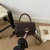 2026 Nuevas Bolsas de Tendencia Popular Moda Femenina Bloques de Color Hombro Único Cruzada Gran Capacidad Manual Bolsas para Mujer Venta al por Mayor