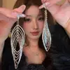 Brincos Gancho de Orelha com Franja Cruz Vazada Plissada Oval de Zircônia, Brincos Exquisitos e Elegantes com um Toque de Luxo Leve e de Alto Padrão, Atacado