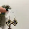 Pendientes Cuadrados Geométricos de Cristal Rojo de Alta Gama Coreanos para Mujer con Diamantes, Diseño Calado Elegante, Modernos y Elegantes Pendientes de Celebridad de Internet