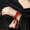 Venta al por mayor de fábrica pulsera de ágata roja helada pulsera de calcedonia del año de nacimiento anillo positivo para mujer pulsera de jade exclusiva para transmisión en vivo