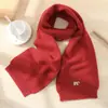 Novo Cachecol de Tricô Bordado com Cachorrinho Fofo para Meninos e Meninas, Quente e à Prova de Frio para Outono e Inverno, Fashion e Versátil, Cachecol de Alta Qualidade