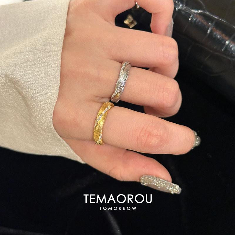 复制_不掉色!vintager中古拉丝麻花排钻.jpg