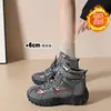 2026 Novos Sapatos de Algodão com Forro de Veludo para o Inverno Feminino Botas de Algodão Grossas e Quentes Cano Alto Casuais Versáteis Botas de Neve com Solado Grosso K5703