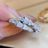 Anel de Cobra de Zircônia Micro-incrustada de Alta Qualidade com Diamantes Completos Banhado a Platina Anel de Cobra Pequeno Anel de Dedo de Osso de Cobra Aberto Fashion