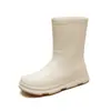 Botas de Chuva de Médio Porte Japonêsas e Coreanas Transfronteiriças Novo Estilo Roupa Feminina Trabalho ao Ar Livre Leve Antiderrapante Sapatos de Borracha Botas de Chuva para Cozinha Femininas