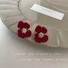 Nuevos pendientes de pétalos de terciopelo retro francés para otoño e invierno, nicho, elegantes, de alta calidad, con temperamento, pendientes para mujer
