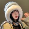 Gorro de felpa con bloques de color a rayas para mujer, estilo coreano, otoño e invierno, con protección para las orejas, gorro Lei Feng cálido de lana de punto, moderno.