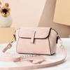 Bolsa Simples Feminina 2025 Moda Versátil Bolsa Concha Nova Primavera e Verão Novo Estilo Nacional Retro Bolsa de Ombro Único Transversal para Mulheres