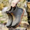 Novas Botas de Cano Curto Impermeáveis de Moda Masculina Pesca Reservatório Adulto Trabalho Botas de Chuva Botas de Chuva Verão Exterior Espessadas Atacado