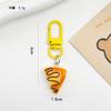 Llavero con forma de oso Minion, pan y comida para jugar, regalo para novia, llavero para pareja, bonito colgante para bolso de estudiante con forma de corazón para chica
