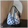 Bolso de hombro fresco y dulce de lunares para mujer, nuevo bolso de moda 2026 para debajo del brazo, bolso tote versátil de alta gama para el trabajo