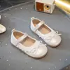 Zapatos de Cuero para Niñas 2026 Nueva Moda Primavera y Otoño Zapatos de Princesa con Lazo y Encaje para Niños, Zapatos Planos Suaves para Niños Pequeños