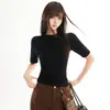 Camiseta Naranja Infantil # Marca de Moda Estilo Americano Color Sólido Hombro Normal Manga Corta para Mujer, Corte Ajustado, Elegante, Versátil, Cuello Redondo Top para Mujer.