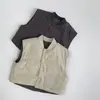 Colete de algodão reversível, novo estilo inverno 2026, design xadrez para meninos e meninas, adequado para bebês e crianças pequenas, colete quente e estiloso estilo coreano