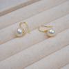 Pendientes de tacón alto para mujer, diseño moderno, pendientes sencillos, pendientes de perlas de agua dulce para viajeros, joyería con temperamento.