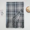 Bufanda de cuadros estilo británico de cachemira sintética, unisex, para otoño e invierno, con flecos, versátil, cálida, a prueba de viento y que irradia una vibra sofisticada