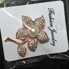 Versión coreana de broche de tulipán de perla de diamante de alta gama, alfiler de moda para mujer, corsage, broche de flor, venta al por mayor, personalizado