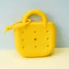 Mini monedero, billetera pequeña para niños, bolsa de silicona con agujeros de dibujos animados, bolsa DIY para teléfono móvil y cosméticos, bolsa para auriculares, bolsa de playa
