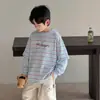 Camiseta de Manga Longa de Outono para Meninos 2026 Novo Estilo para Crianças Maiores, Estilo Primavera e Outono, Blusa Base Falsa de Duas Peças